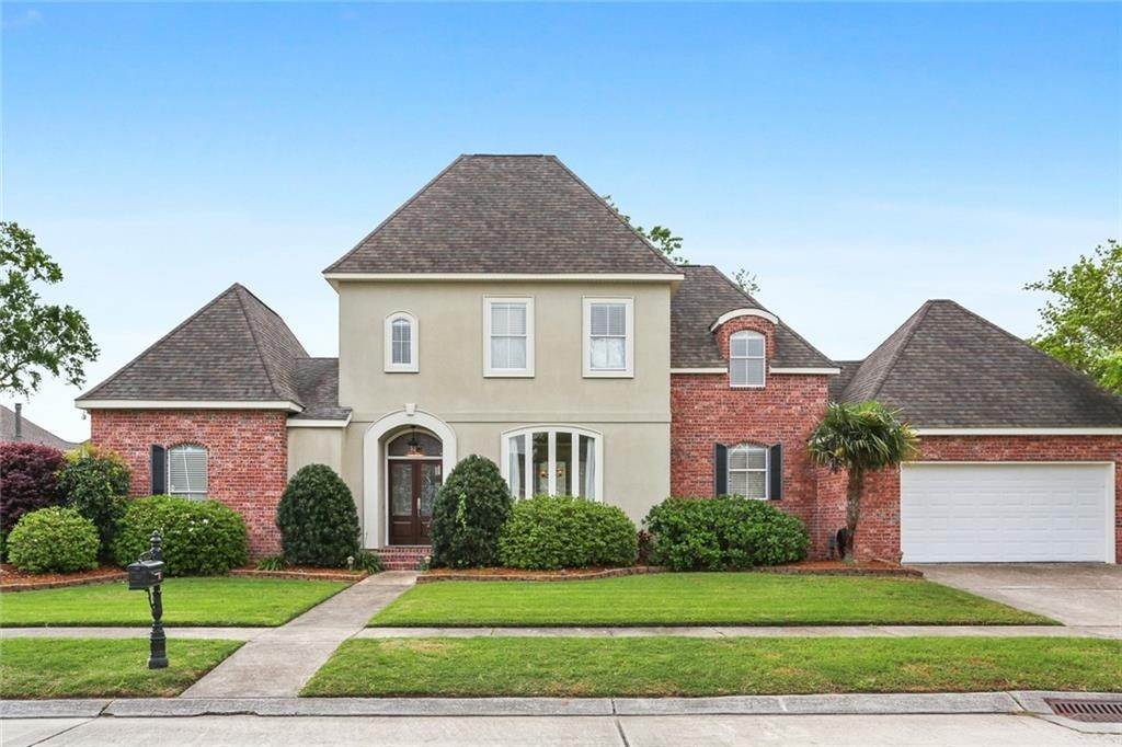 Single Family Homes 为 销售 在 109 VALCOUR Lane Destrehan, 路易斯安那州 70047 美国