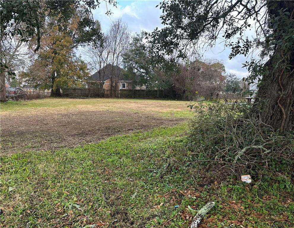 2. Land for Sale at 6711 W LAVERNE Street 6711 W LAVERNE Street New Orleans, Louisiana 70126 United States