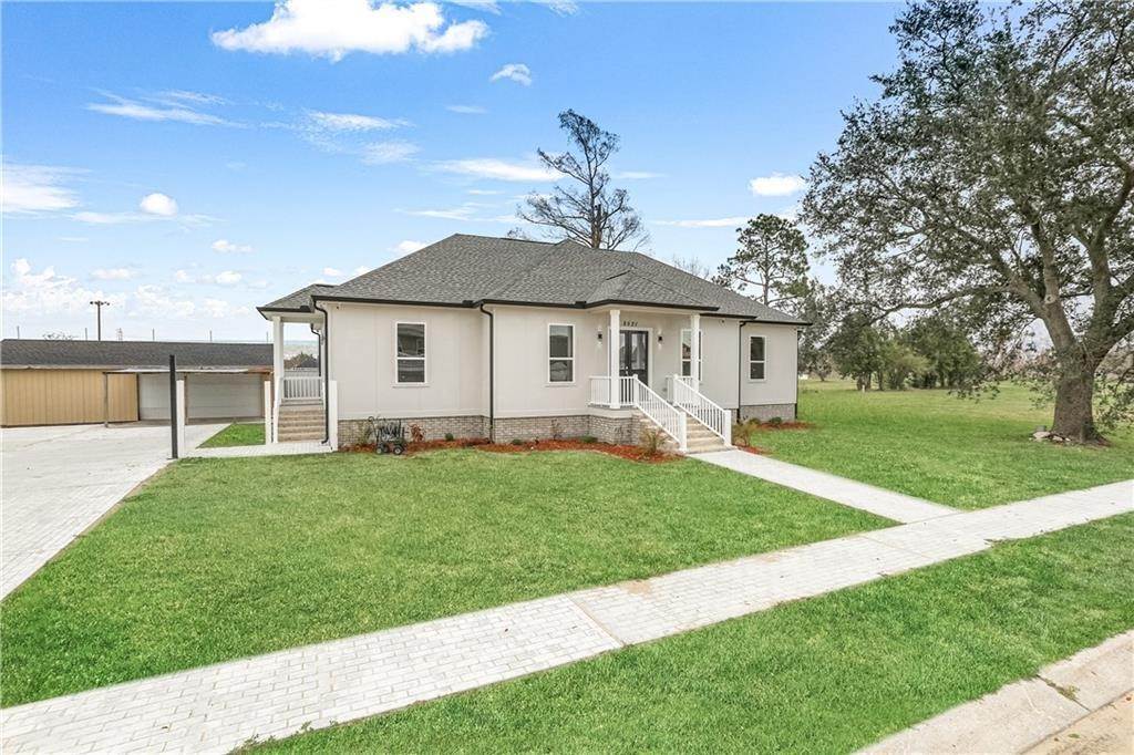 2. Single Family Homes for Sale at 8521 N PRINCE Drive 8521 N PRINCE Drive Chalmette, Louisiana 70043 United States