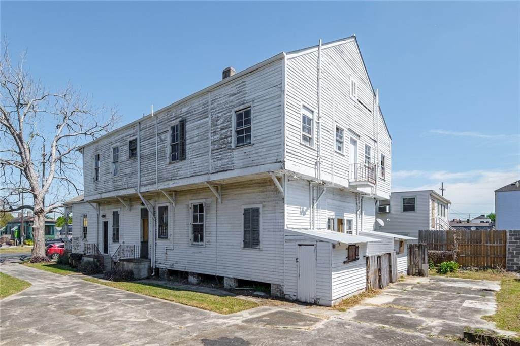 11. Residential Income for Sale at 3912 14 ST. CLAUDE Avenue 3912 14 ST. CLAUDE Avenue New Orleans, Louisiana 70117 United States
