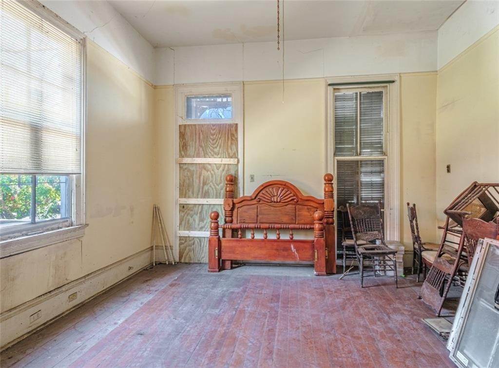 3. Residential Income for Sale at 3912 14 ST. CLAUDE Avenue 3912 14 ST. CLAUDE Avenue New Orleans, Louisiana 70117 United States