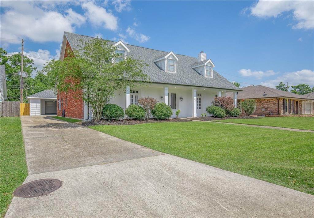 Single Family Homes for Sale at 185 VILLERE Drive 185 VILLERE Drive Destrehan, Louisiana 70047 United States