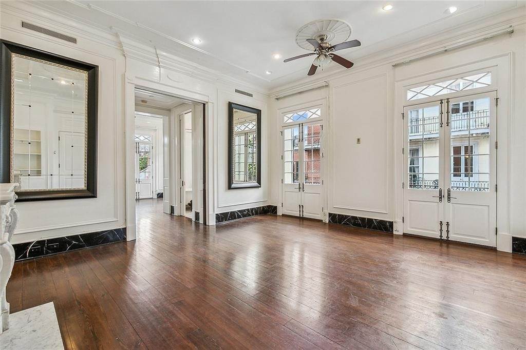 10. Residential Income for Sale at 838 CHARTRES Street 838 CHARTRES Street New Orleans, Louisiana 70116 United States