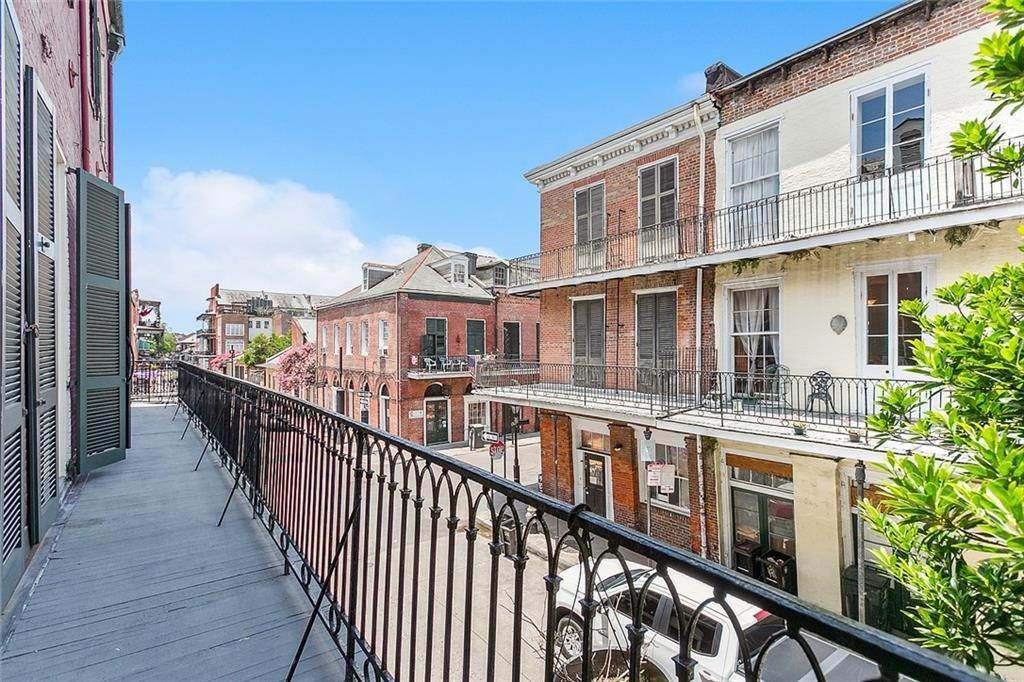 15. Residential Income for Sale at 838 CHARTRES Street 838 CHARTRES Street New Orleans, Louisiana 70116 United States