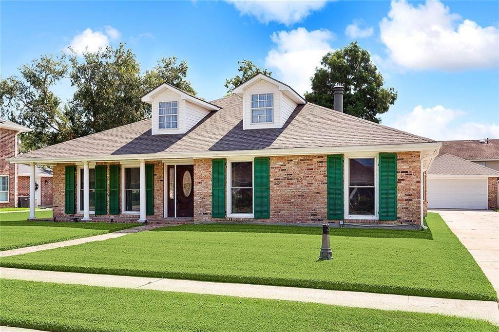 Single Family Homes for Sale at 18 YOSEMITE Drive 18 YOSEMITE Drive Kenner, Louisiana 70065 United States
