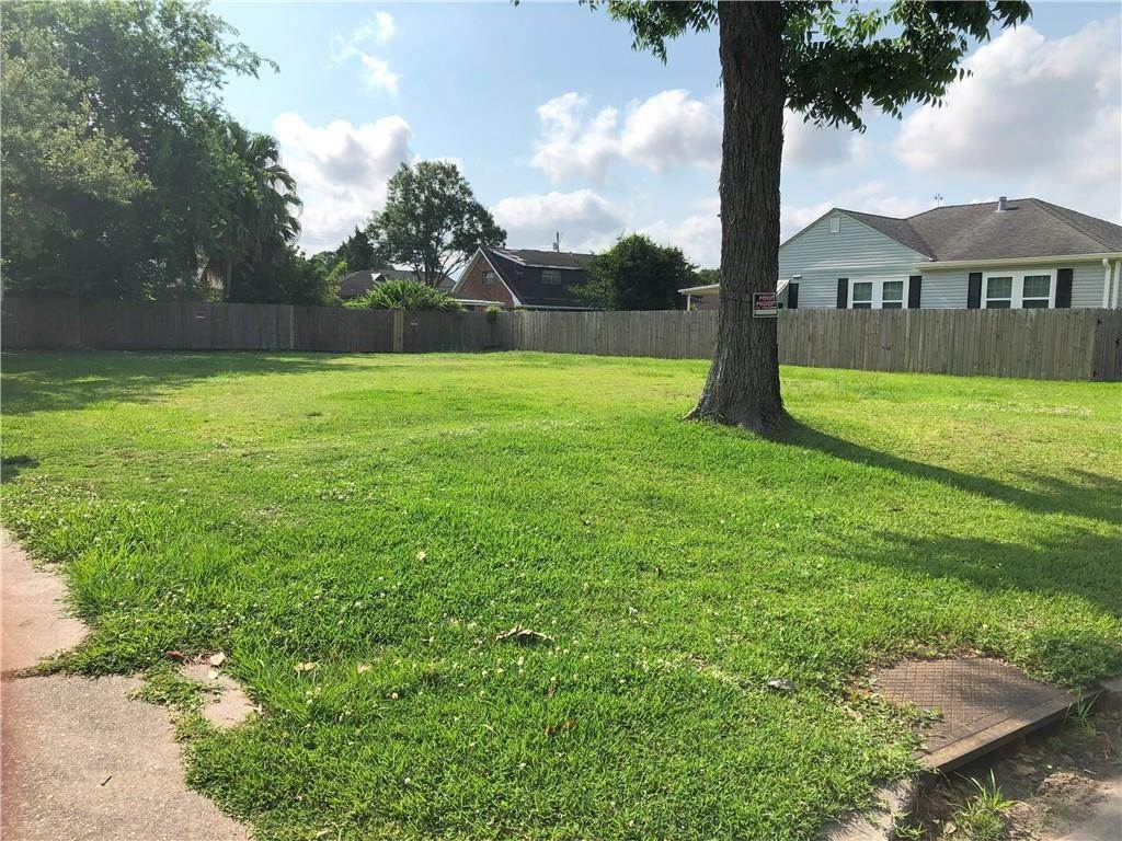3. Land for Sale at 411 OAKLAWN Drive 411 OAKLAWN Drive Metairie, Louisiana 70005 United States