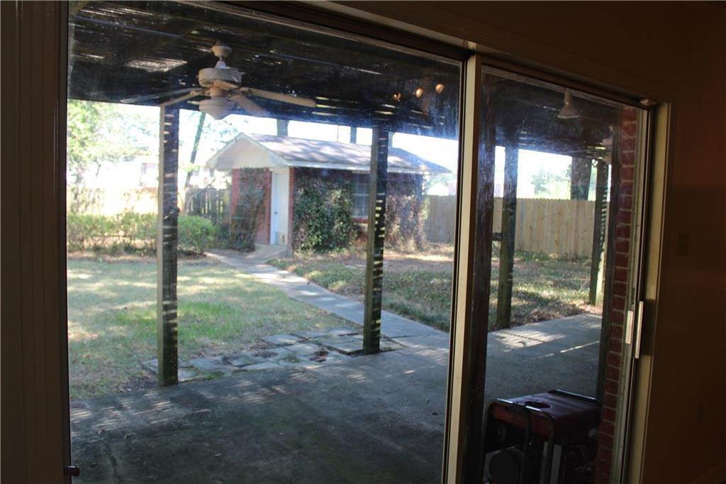 17. Single Family Homes for Sale at 110 ELM Drive 110 ELM Drive Hammond, Louisiana 70401 United States