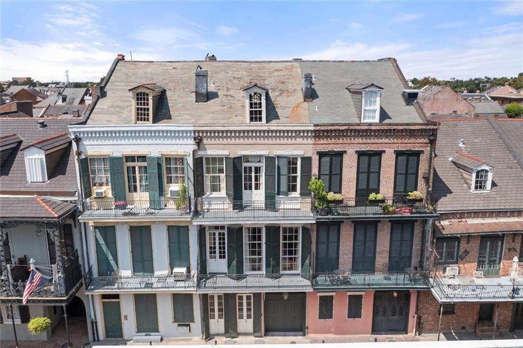 Single Family Homes for Sale at 1229 CHARTRES Street 1229 CHARTRES Street New Orleans, Louisiana 70116 United States