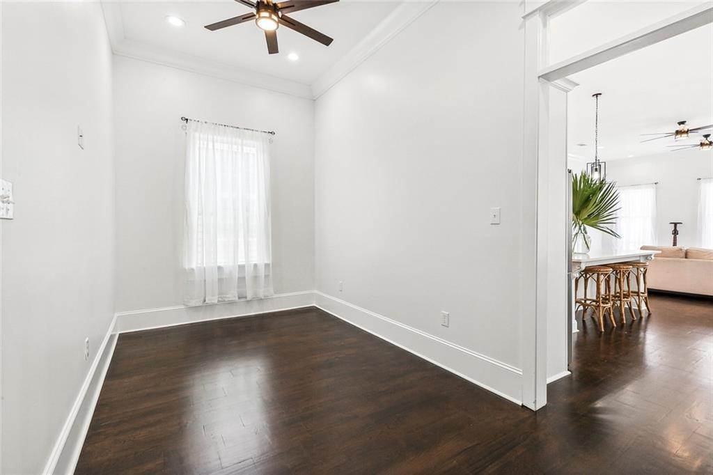 20. Single Family Homes for Sale at 2506 GEN PERSHING Street 2506 GEN PERSHING Street New Orleans, Louisiana 70115 United States