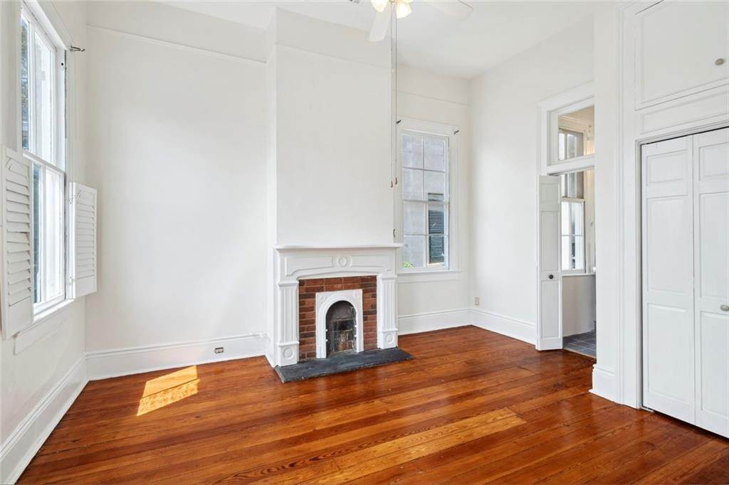 10. Single Family Homes for Sale at 1001 ST ANN Street # 1001 1001 ST ANN Street # 1001 New Orleans, Louisiana 70116 United States