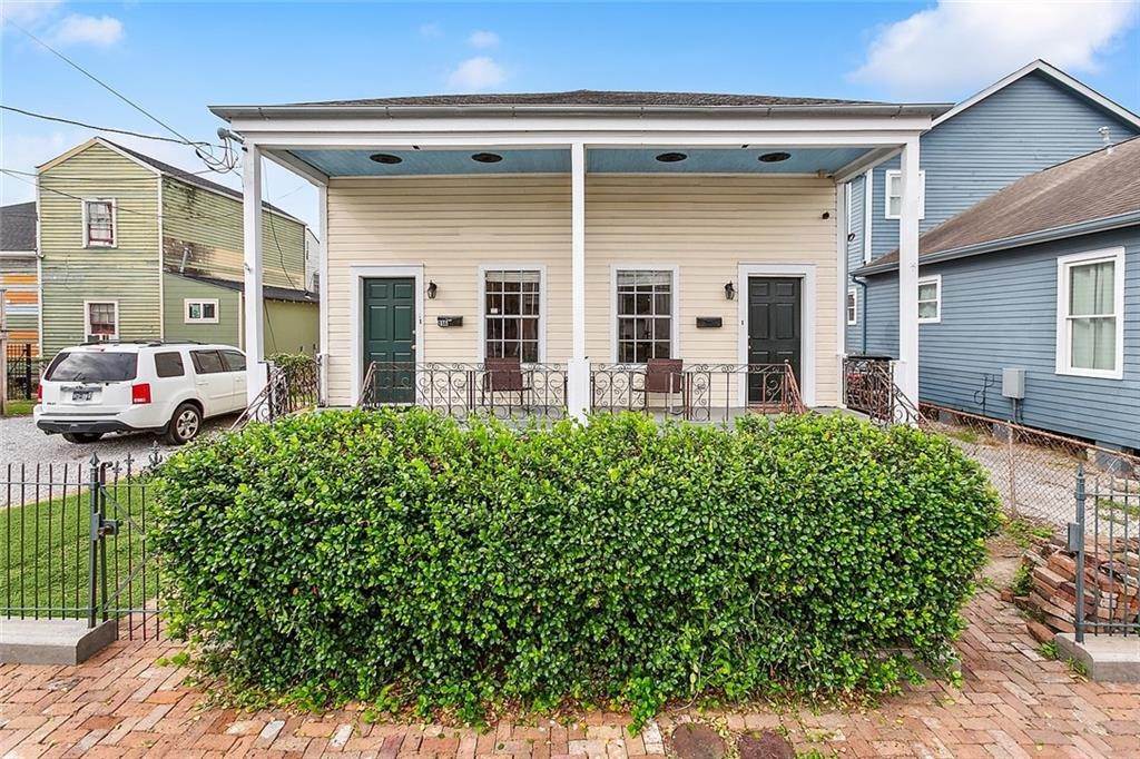 Residential Income for Sale at 816-818 FIRST Street 816-818 FIRST Street New Orleans, Louisiana 70130 United States