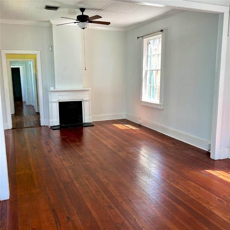 7. Single Family Homes for Sale at 326 PACIFIC Avenue 326 PACIFIC Avenue New Orleans, Louisiana 70114 United States
