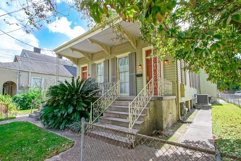 3. Residential Income for Sale at 6314 16 MAGAZINE Street 6314 16 MAGAZINE Street New Orleans, Louisiana 70118 United States