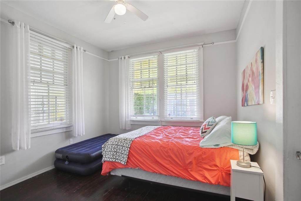 8. Single Family Homes for Sale at 1717 PAINTERS Street 1717 PAINTERS Street New Orleans, Louisiana 70117 United States