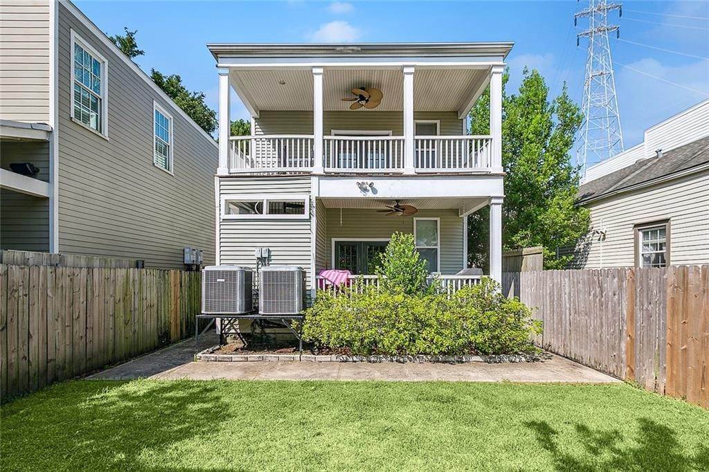 17. Single Family Homes for Sale at 8629 ZIMPEL Street # 8629 8629 ZIMPEL Street # 8629 New Orleans, Louisiana 70118 United States