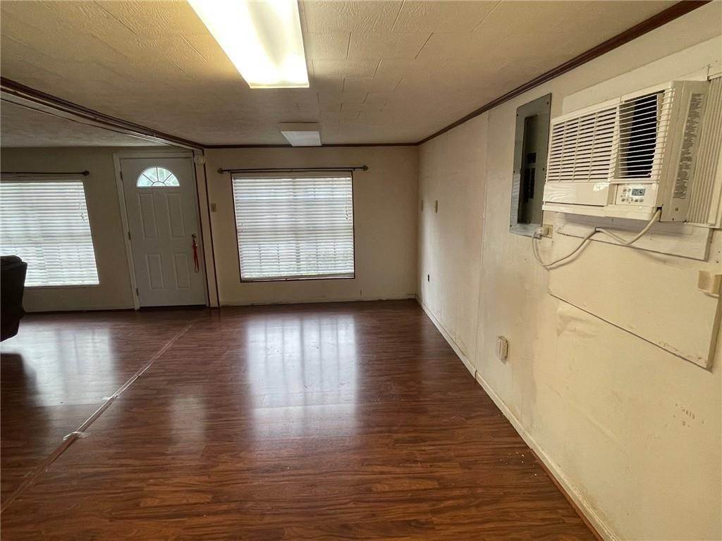 12. Single Family Homes for Sale at 109 ROSEWOOD Drive 109 ROSEWOOD Drive Houma, Louisiana 70360 United States