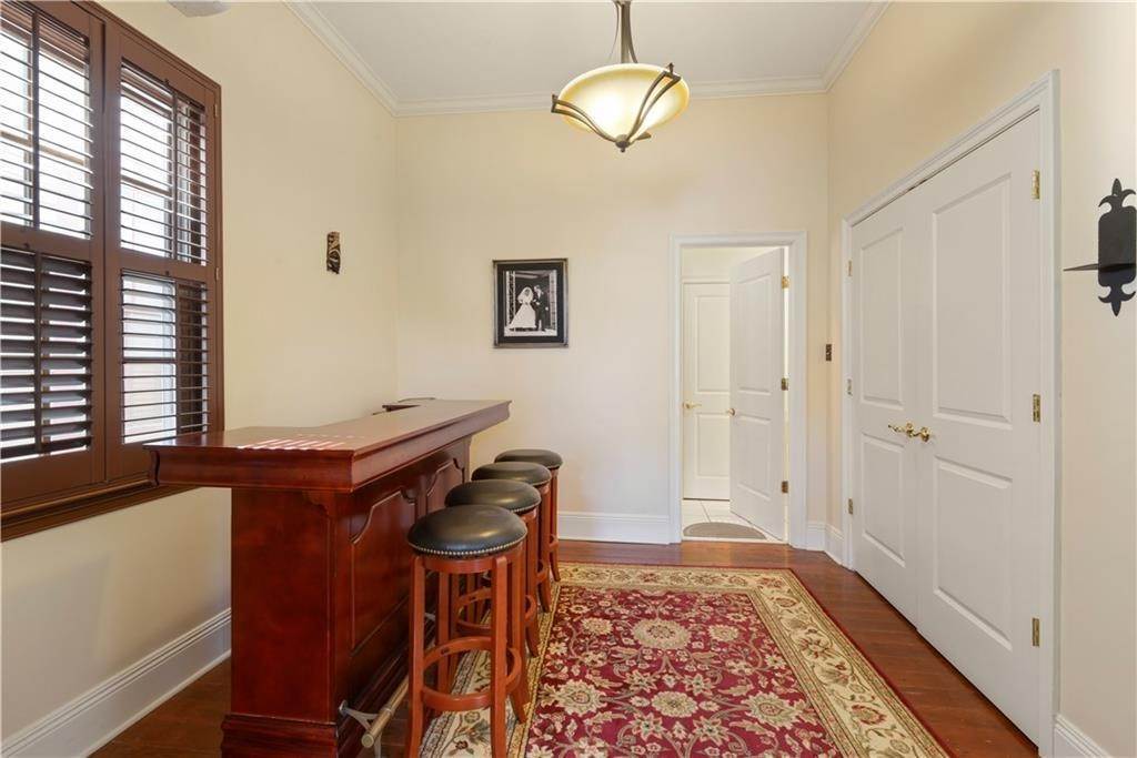 8. Single Family Homes for Sale at 409 PACIFIC Avenue 409 PACIFIC Avenue New Orleans, Louisiana 70114 United States