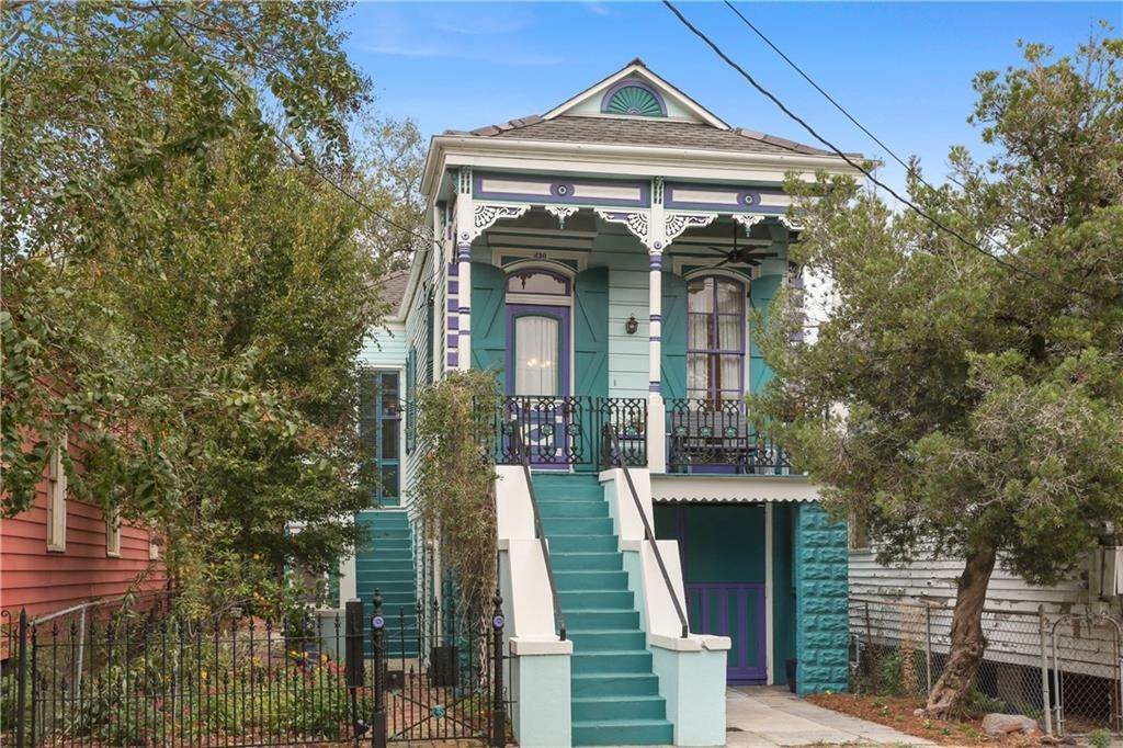 Single Family Homes for Sale at 630 PAULINE Street 630 PAULINE Street New Orleans, Louisiana 70117 United States