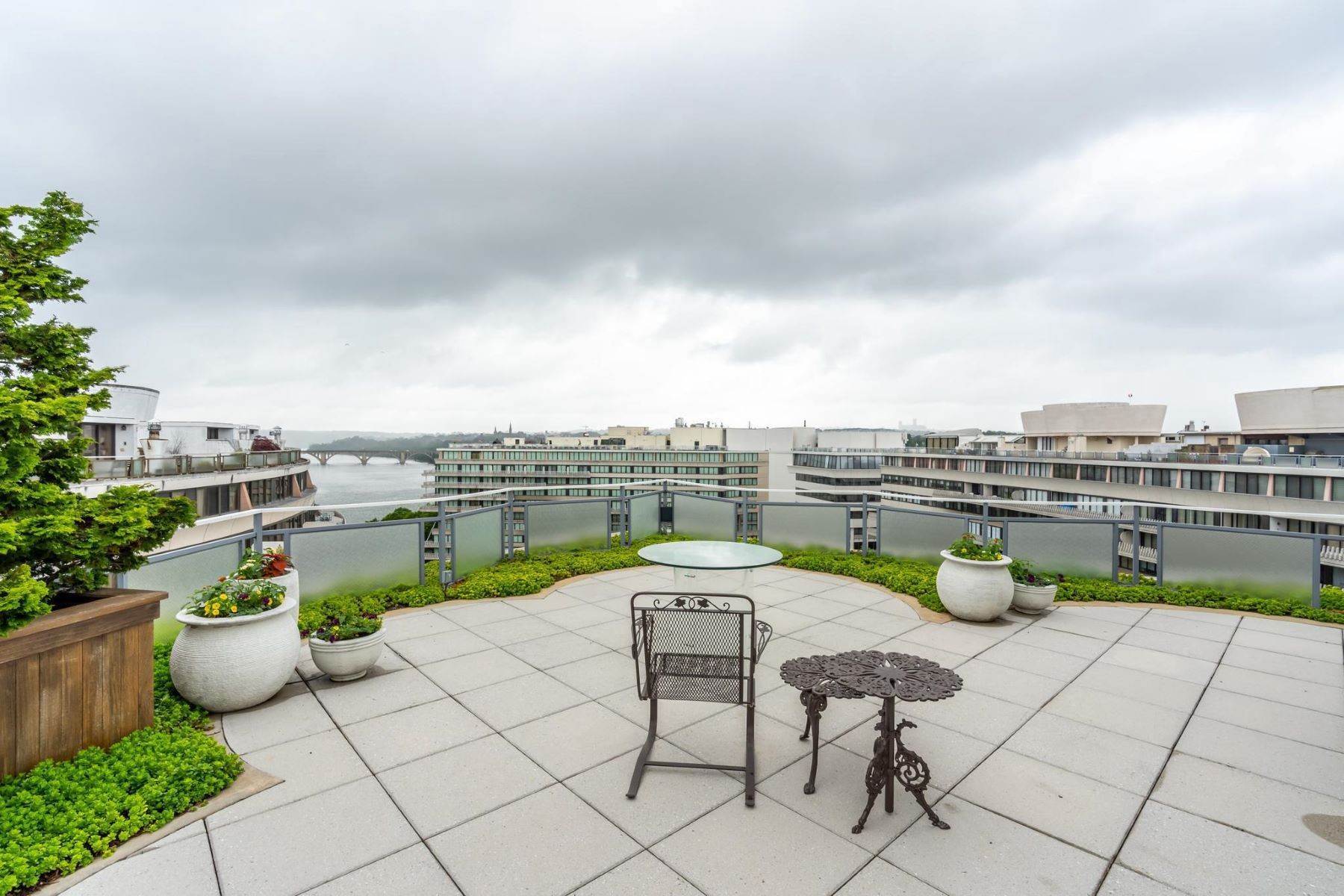 34. Co-op Properties for Sale at 2500 Virginia Ave Nw #1408-S Washington, District Of Columbia 20037 United States