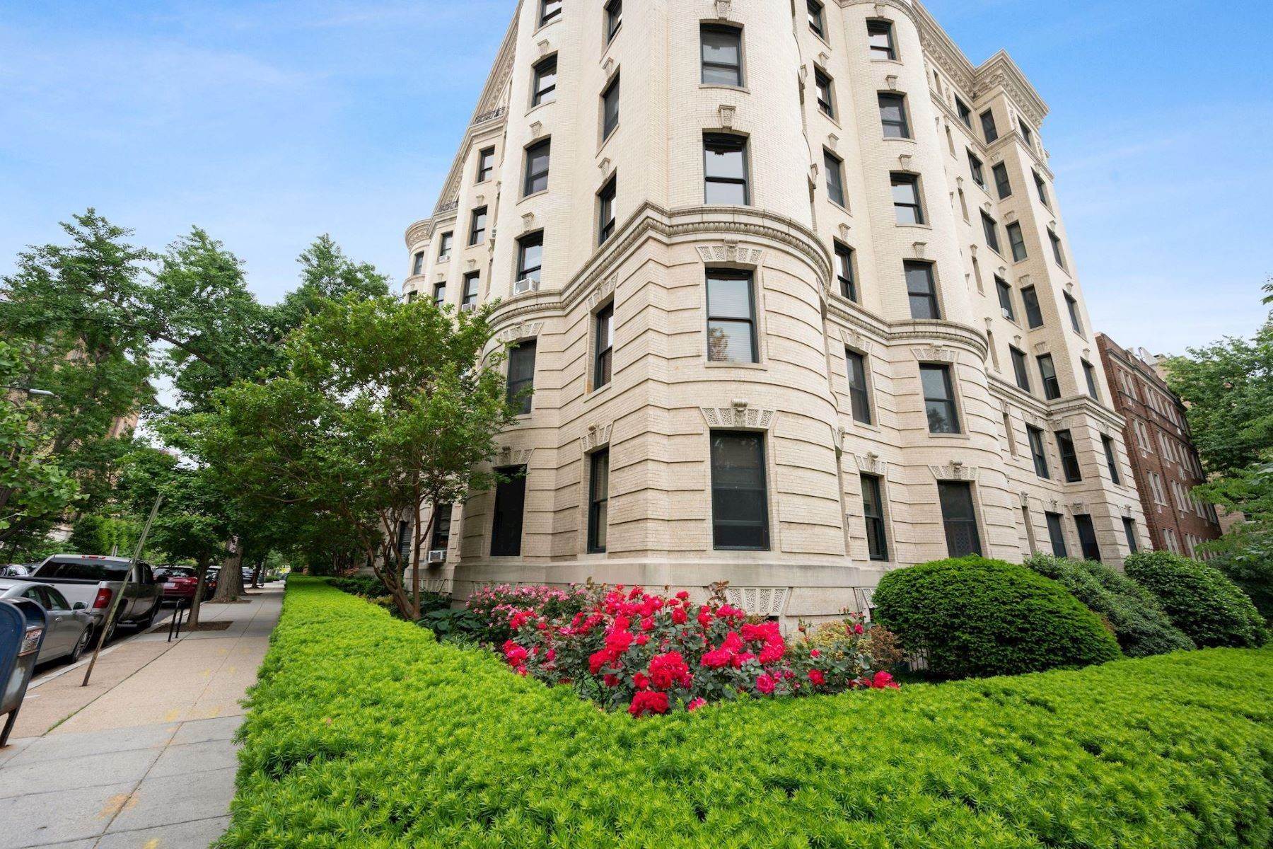 23. Co-op Properties for Sale at 2220 20th St Nw #47 Washington, District Of Columbia 20009 United States