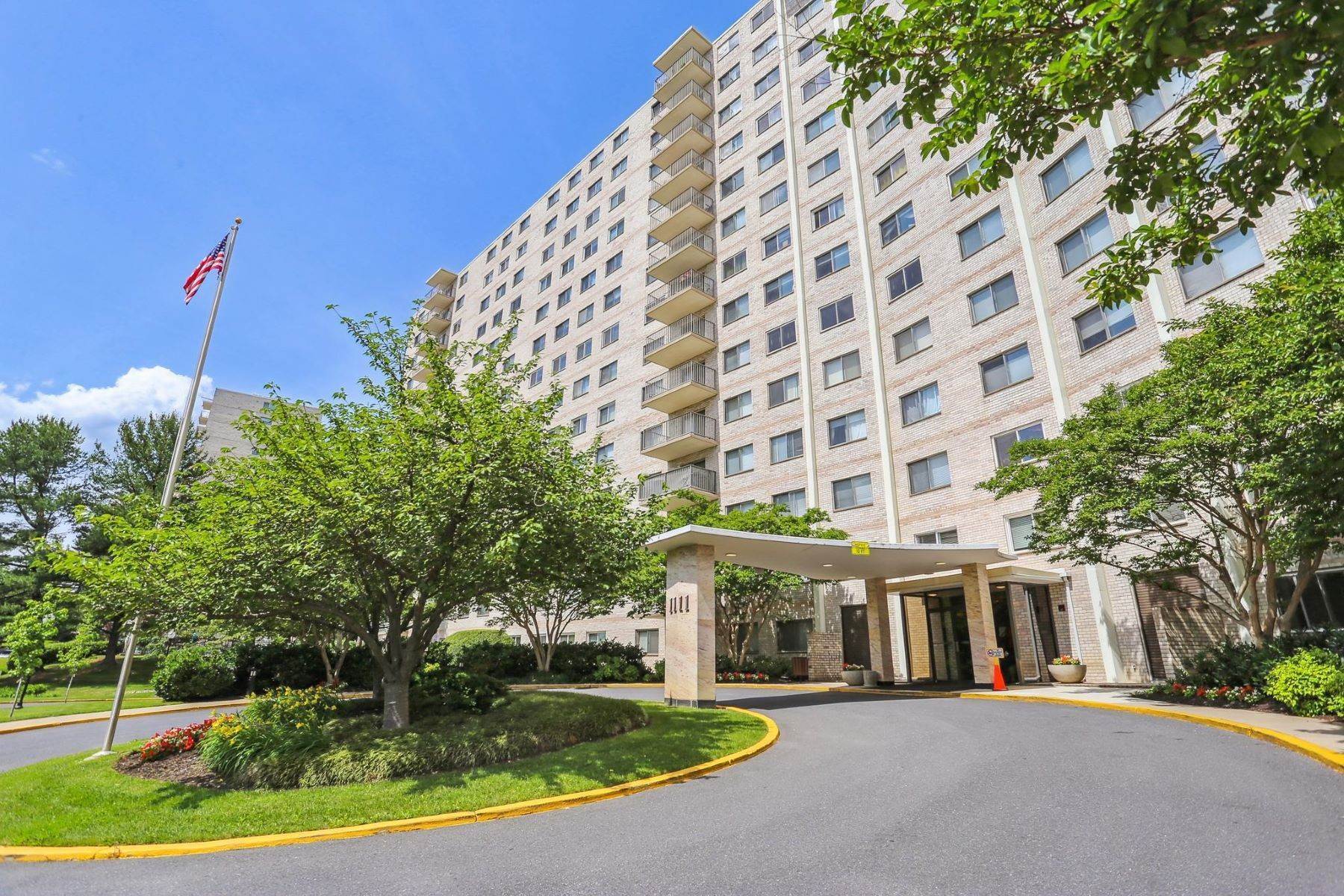 Condominiums for Sale at 1111 University Blvd W #514-A Silver Spring, Maryland 20902 United States