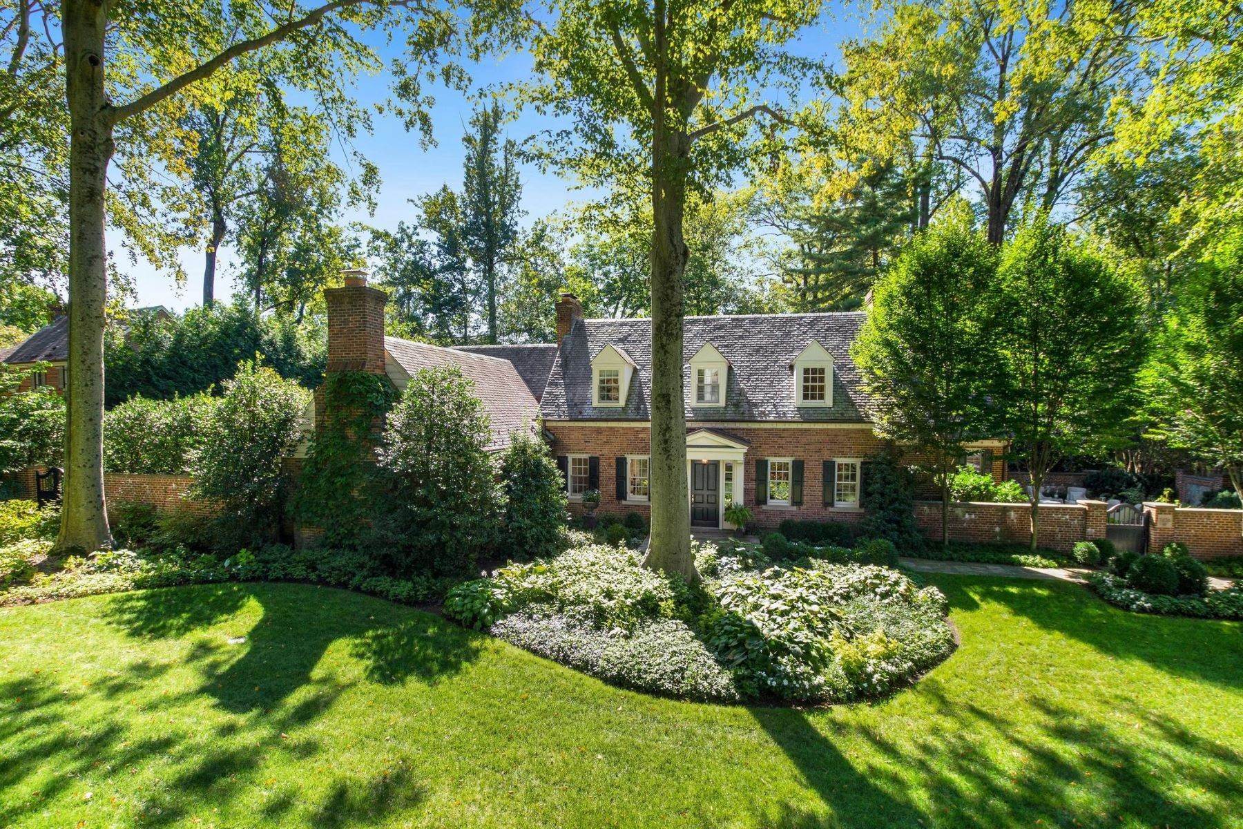 Single Family Homes for Sale at 7836 Hampden Ln Bethesda, Maryland 20814 United States
