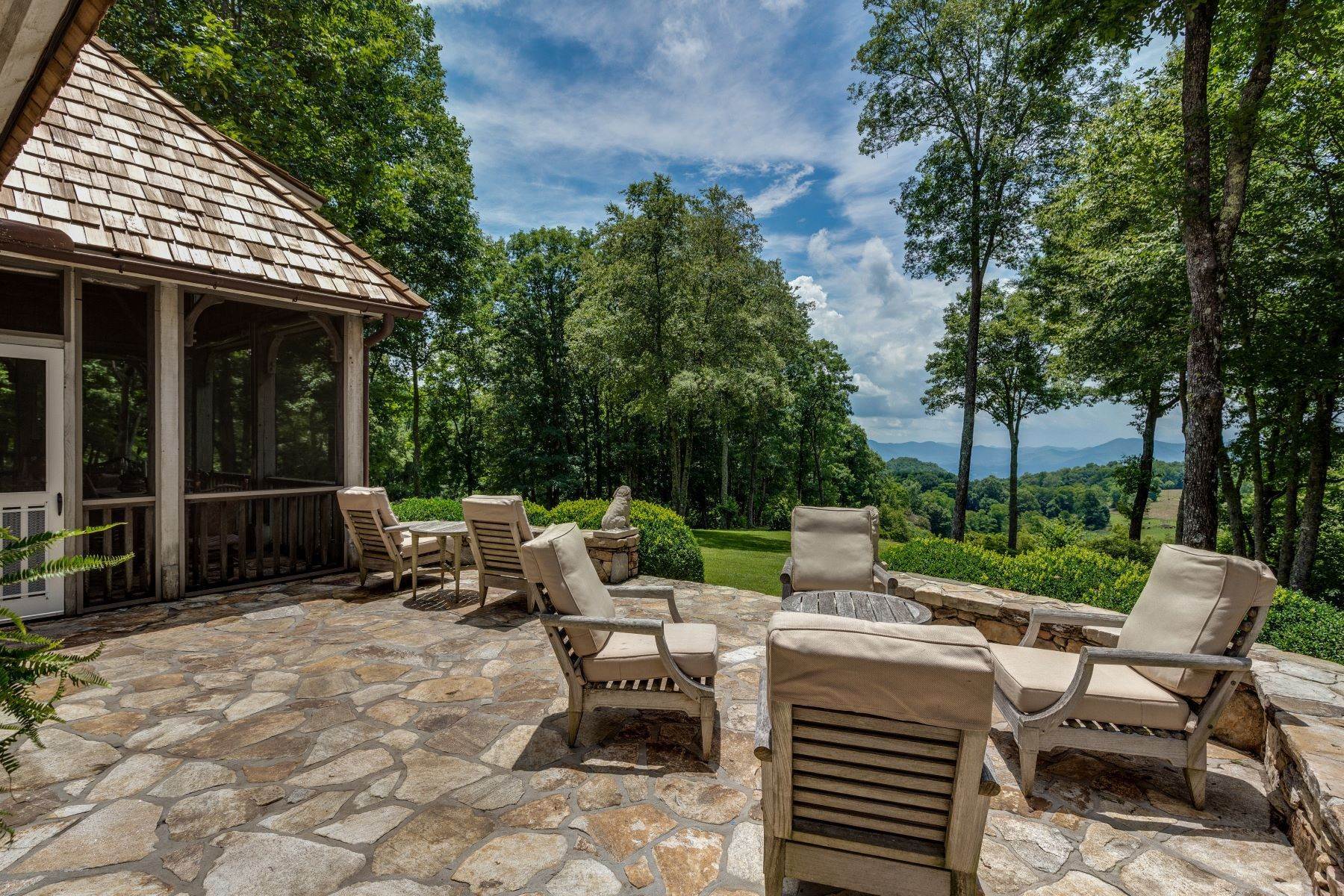 7. Single Family Homes for Sale at 747 McConnell Road Scaly Mountain, North Carolina 28775 United States