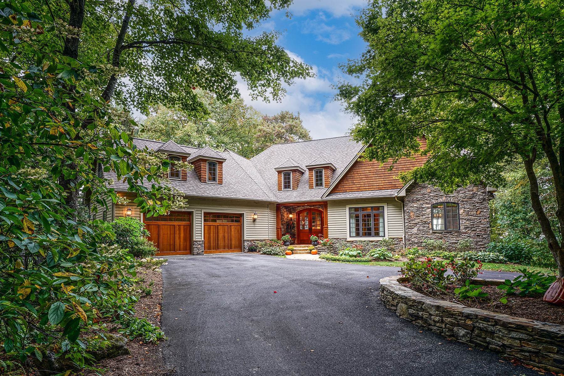 Single Family Homes for Sale at THE ORCHARDS OF MAYVIEW - BLOWING ROCK 847 Old Orchard Road Blowing Rock, North Carolina 28605 United States
