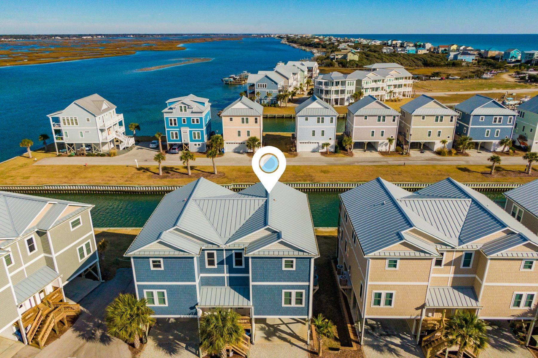 28. Townhouse for Sale at Waterfront Community On Topsail Island 966B Tower Court Topsail Beach, North Carolina 28445 United States