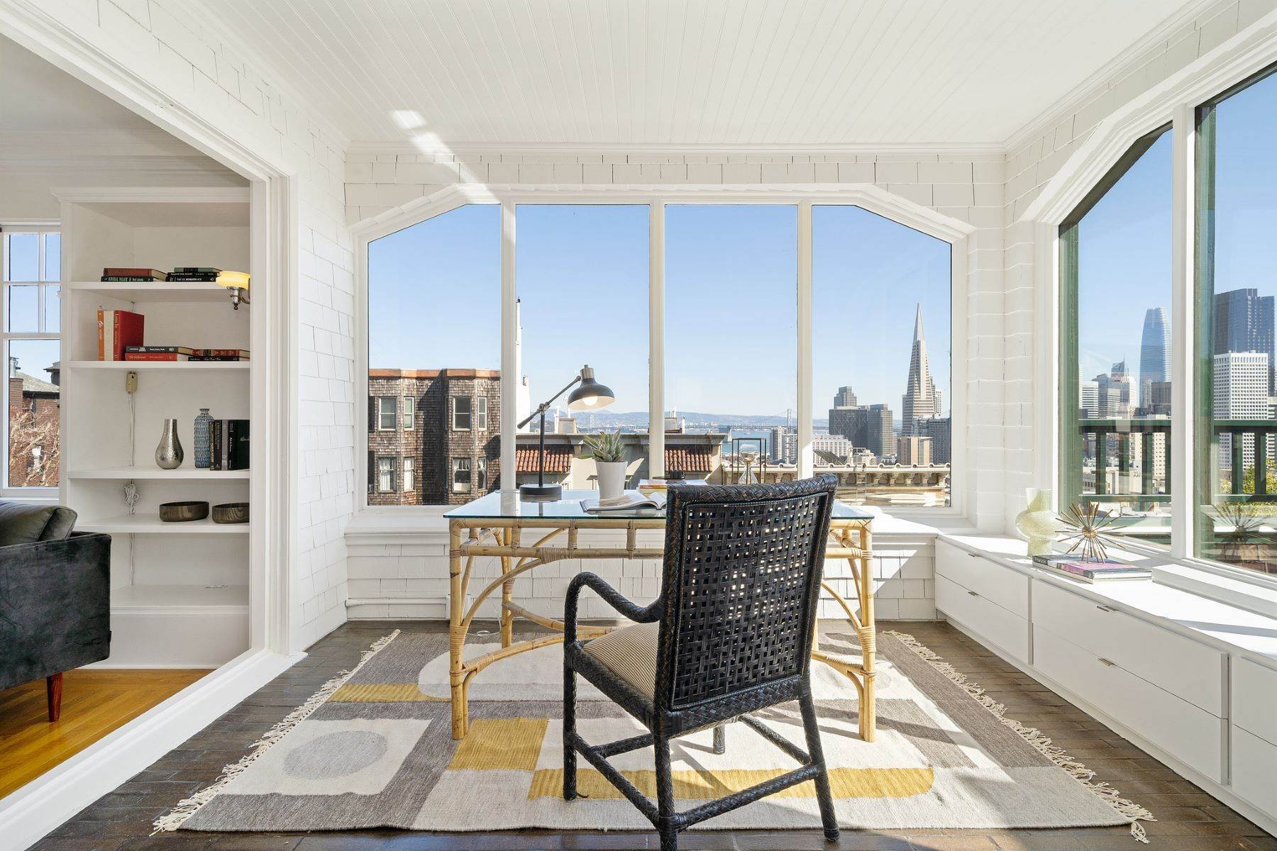 10. Single Family Homes for Sale at Spectacular Home with Stunning Views 1629 Taylor St San Francisco, California 94133 United States